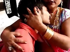 Desi mommy fucked by her lady