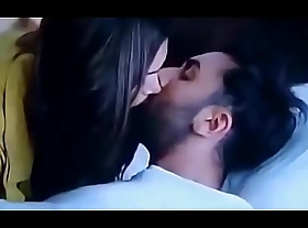 Bollywood deepika padukone coupled with ranbir kapoor tamasha video giving a kiss video