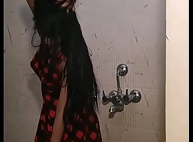 Indian Teen Bathroom Shows Naked Loot And Wet Pussy