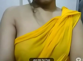 Desi Nude girl play with tits