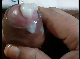 Clusup penis fingered wabcum for sobia Nasir
