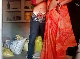 skimp came detach from city to neighbourhood pub and he screwed his wife's pussy and put water detach from lund with have relation her pussy clear Hindi voice