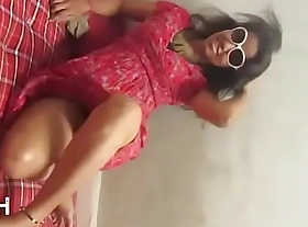 Indian model teasing nipple show