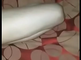 भारतीय गृहिणी (पड़ोस की भाभी) के साथ सेक्स जब उसका पति घर में नहीं था