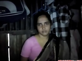 Desi Rural Mummy Show Pussy to Fellow-countryman In Law