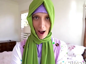 Hijab babe Izzy Lush Breaking The Rules