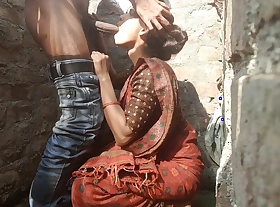 Indian Desi Erotic Bhabhi fucks in the openly evacuate the bowels outdoors