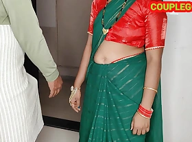 Komal's tighten one's belt made the maid Bai reside to hand the right of entry and enter the brush