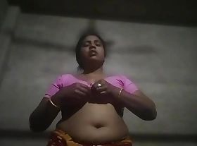 Indian hot bhabhi artless sexy video
