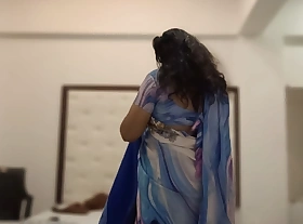 Bhabi ko sexy saree main choda