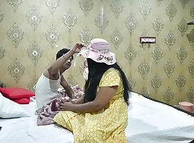 Couple desi sex in the hotel viral clip