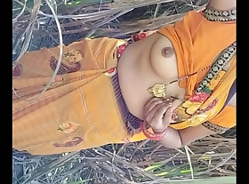 Indian desi Townsperson bhabhi outdoor pissing porn