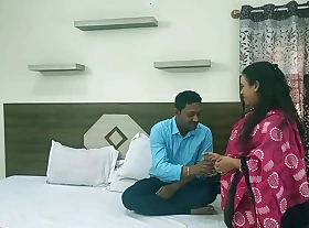 Indian hot Bengali Bhabhi secret sex! with obvious dirty audio