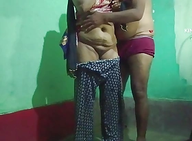 Desi hot local bhabhi Indian village girlfriend sex dusting