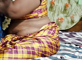 Tamil saree housewife romance with previously to boy friend