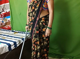 a difficulty lonely maid was inserting a wiper in her pussy in a difficulty owner's room. a difficulty owner came and fucked her with Hindi voice.