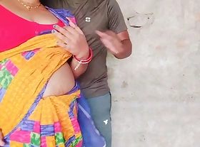 Desi aunty sex in outdoor store room