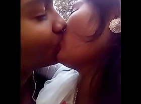 Desi latitudinarian kiss with her boyfriend