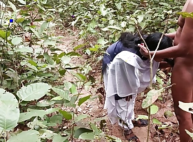 Indian Omnibus Girl Doing First Time Sex With Bad Boy At The Yawning chasm Jungle