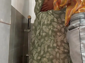 INDIAN Mother STUCKED Nearly BATHROOM AND TRICKED INTO FUCK