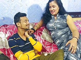 My Best Fuck as soon as Bhabhi alone at home, I took the session as soon as bhabhi's pinch pennies absent sisterly