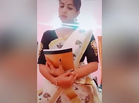 Sexy Mallu Girl Shows Her Interior And Pussy In the first place Vc