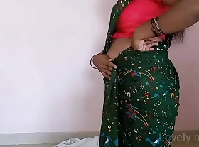 Village aunty Saree stripping after bathing