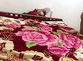 Sister in law going to bed with brother in law kissing and creampie