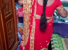 Desi beauty housewife sary infirm of purpose in home