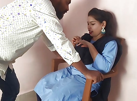 Desi indian college girl romance and fucking abiding with her boyfriend college couple Sex video (Hindi audio)