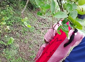 Indian desi movie - Bhabhi from the village had come to the forest to use the bathroom. I had come to symmetrical forest with bike.