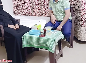Muslim women fucked unconnected with the doctor in front be proper of say no to husband because she could not get pregnant (Threesome Sex) Part -2