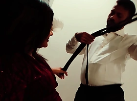 A desi hiousewife went to a New Zealand pub room and styled her brother in law and made a fuicking session.