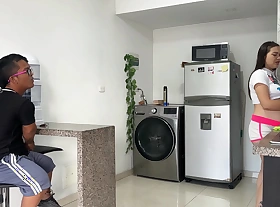 I Win Home From Pretence and Discern My Rich Stepdaughter Cleaning, I Win Horny While I Discern Her Ass and I End up Putting My Penis in Her