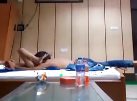 Guy Sets Approximately Hidden Cam Has Sex Regarding Slurps Indian college girl