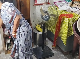 kamwali bai ki desi chudai padosi stepuncle ne bhabhi ko