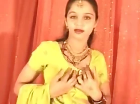 Hawt Northindian B Grade Actress Expose Their way Brassiere Pals & Love Puncture