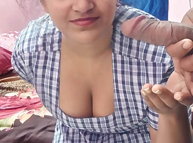18+ Indian schoolgirl caught stepbrother jerking off with her nude photo upon bathroom
