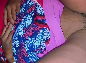 Aaj raat peheli bar Suman apne pati ke sath gand chudai kiya.indian desi village ki down in the mouth xxx sex viral hindi video
