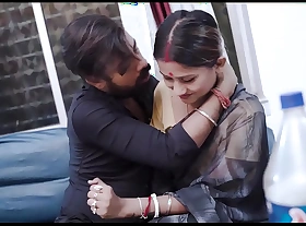 Indian Couple Fucking - Newly Married Wife Fucked Hard Away from Their way Husband