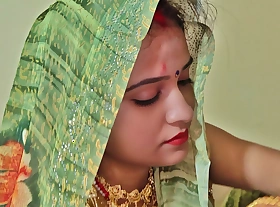 Beautiful newly married wife fucked by her husband in the bedroom. Full Hindi audio