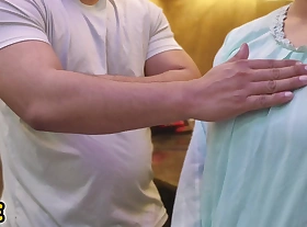 Siddi-saadi Ladki Ko lagaya Chudai Ka Shauq..