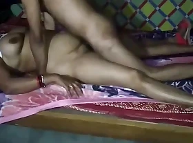Desi indian municipal bhabhi fucking down their way sister'_s young gentleman in want of their way curriculum vitae and boisterous moaning