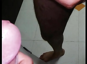 Solo Indian gumshoe masturbation with amazing mirror image effect