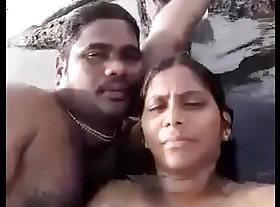 tamil couple pussy corroding here backwaters