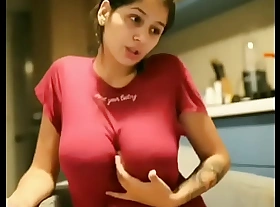भारतीय बड़े स्तन