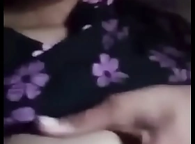 mon bhore dudu khau bangla real girl recording video for bf